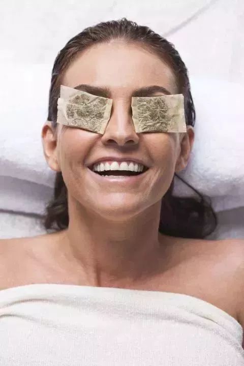 喝茶剩下的茶叶渣有什么用,爱喝茶的朋友请注意