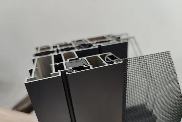 更换新窗户哪种的好,门窗怎么选全屋换窗户