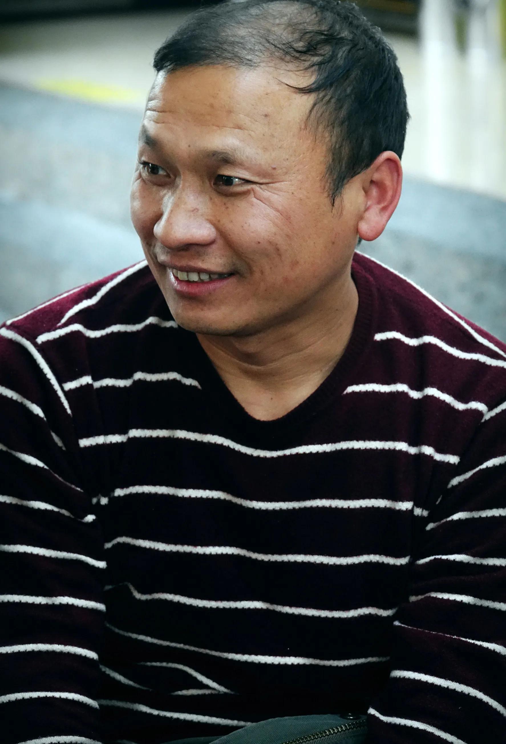 纪实：辞别三年疫情老友聚会祝贺教授新书文坛添花