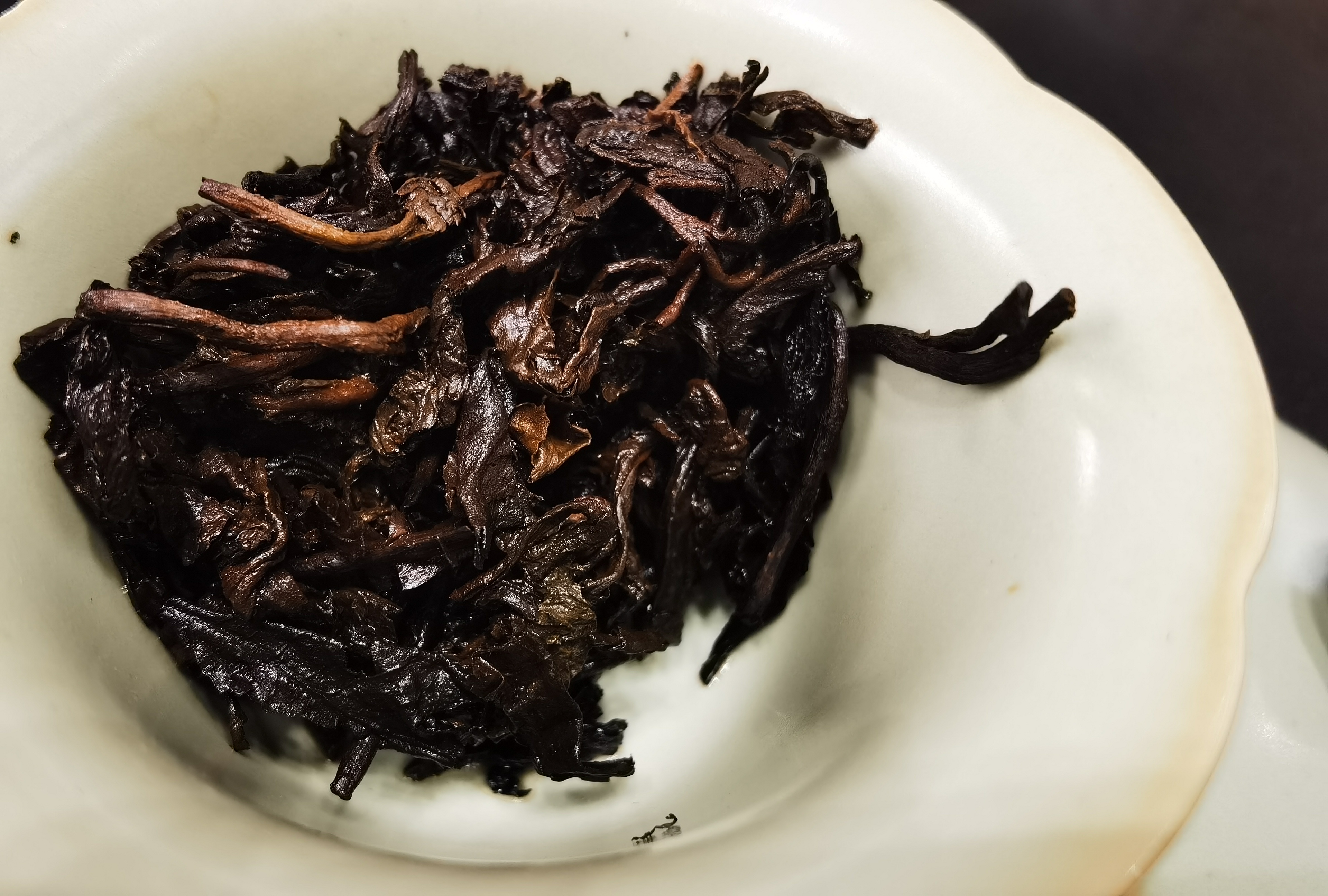 品评丨国艳2008年福饼熟茶，南糯山甜茶发酵，惊现松茸香