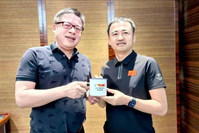 阿迪耐克市场滑落国潮崛起,阿迪耐克排行榜