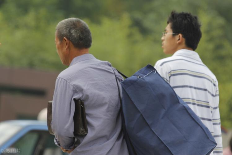 新型啃老正在迅速蔓延,新型啃老正在蔓延