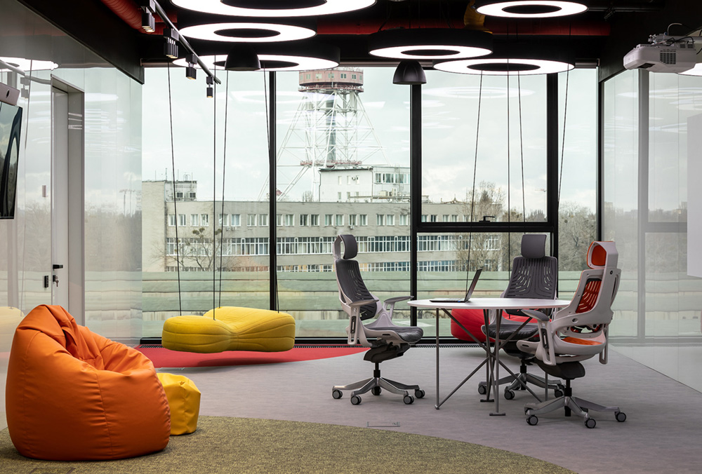 趣味纷呈教育平台Academy2.0基辅办公场所设计欣赏