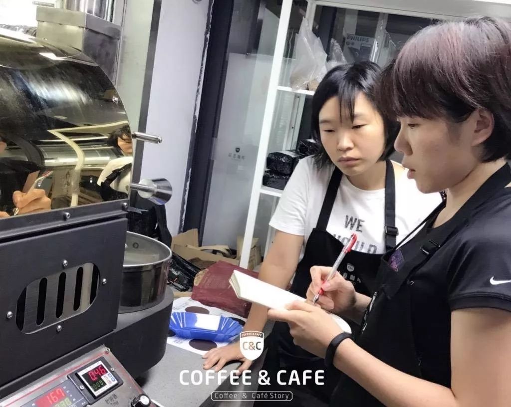 在家低成本开咖啡店,小县城自己开一个小咖啡店