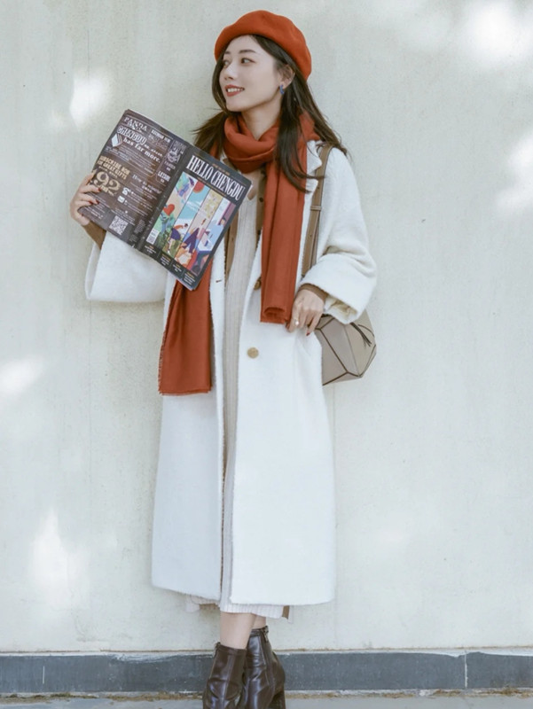 百搭小黑裤怎么搭都好看四季,不显胖的早春穿搭小黑裤