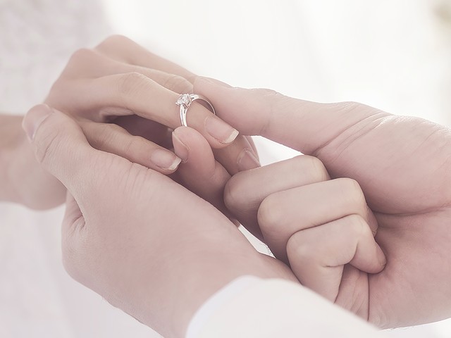 怎么对待一个不心疼你的老公,婚姻悟语杨虹