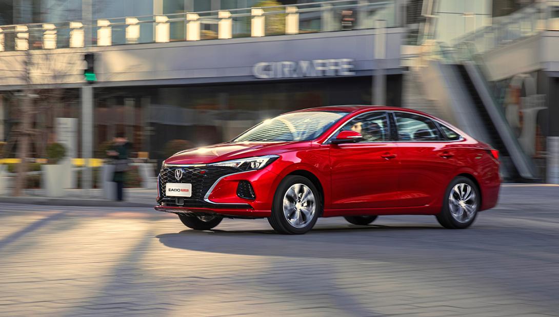 10万左右性价比高的车逸动,10万买什么车长安逸动plus