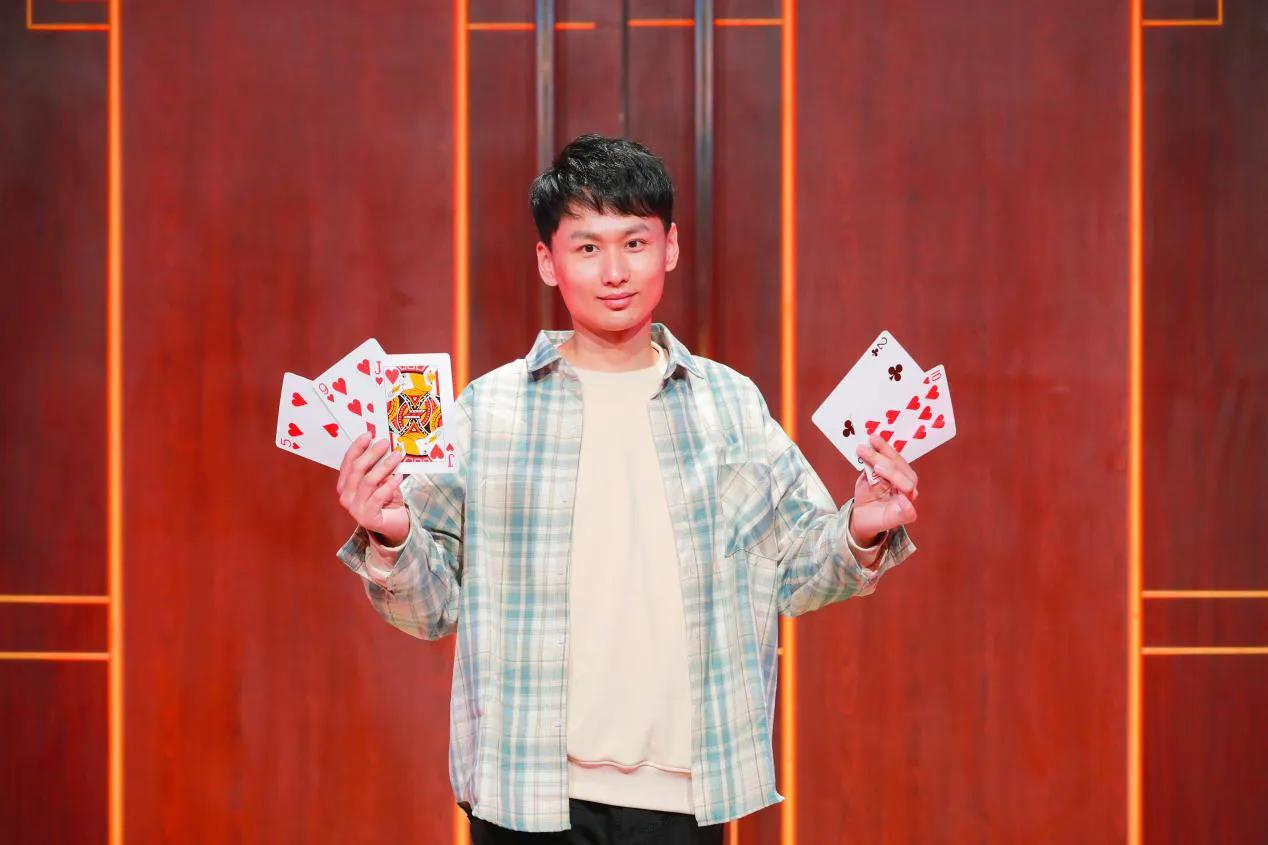 为建设现代文明绽放梦想之花——评2023年6月3日《星光大道》