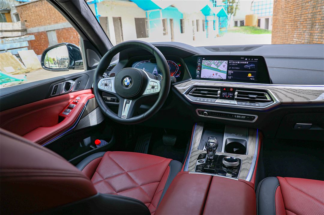 新款宝马x5值得买吗,2022款宝马x540im运动套装