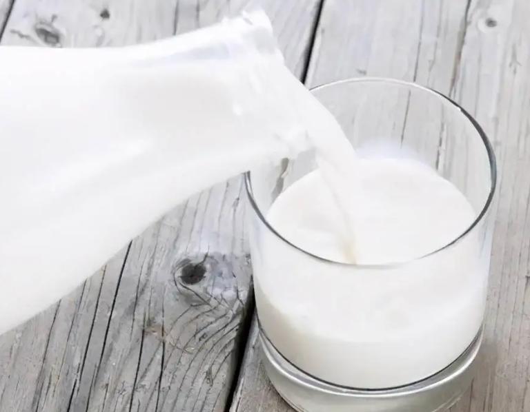 常喝牛奶与不喝牛奶老人的区别,喝牛奶与不喝牛奶老人有什么区别