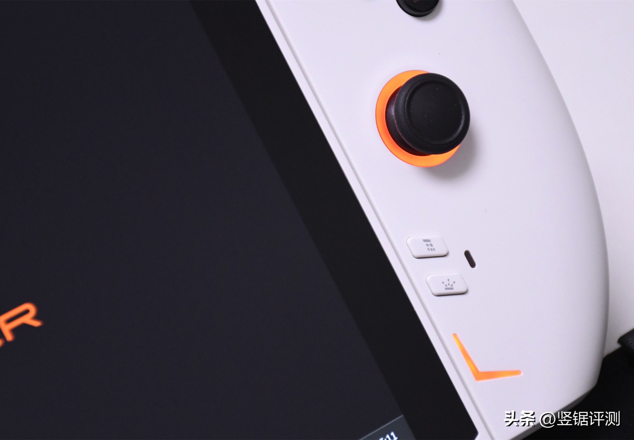 掌机多面手onexplayer2掌机评测,最新onexplayer2评测