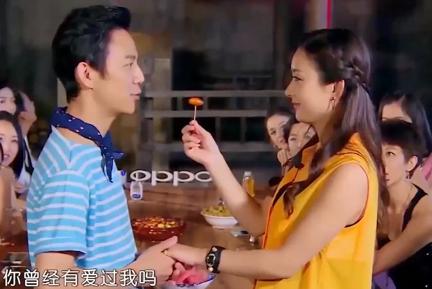 “老好人”何炅:录节目全程黑脸对素人,赵丽颖示爱想嫁