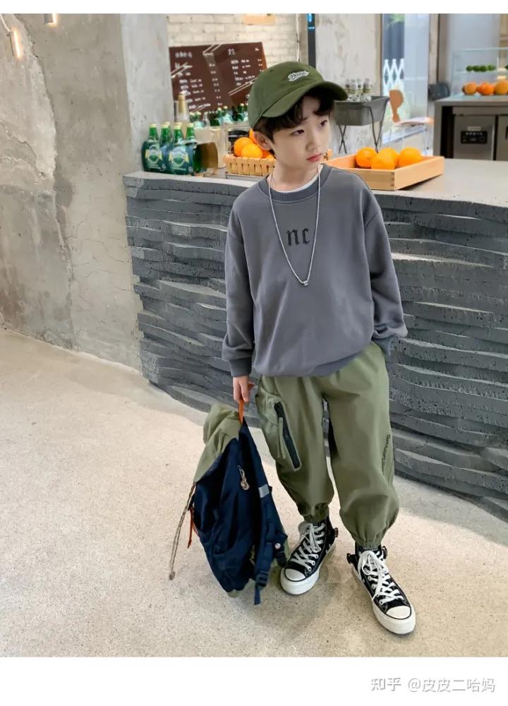 怎样帮孩子挑选到好看又高性价比的卫衣？皮皮二哈妈