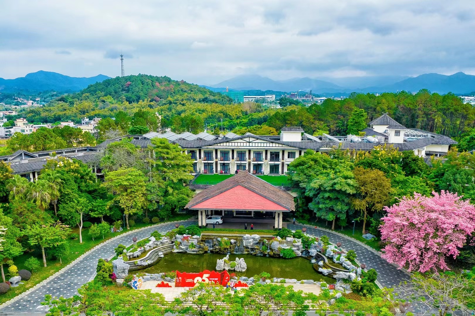 清远佛冈熹乐谷温泉度假酒店,清远佛冈森波拉度假酒店团购