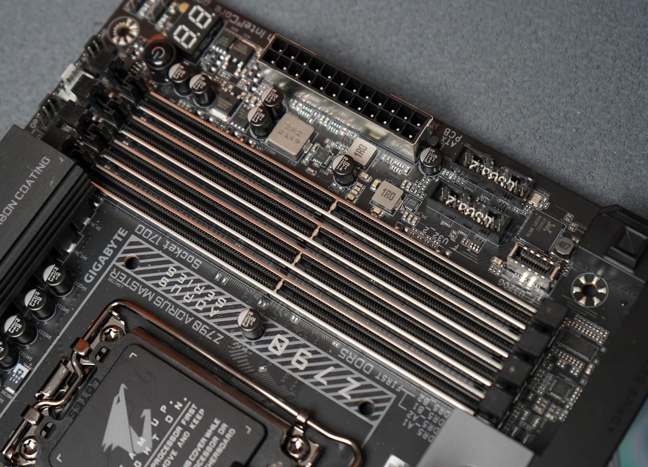 技嘉z790aorusmaster主板,技嘉z790itx主板评测