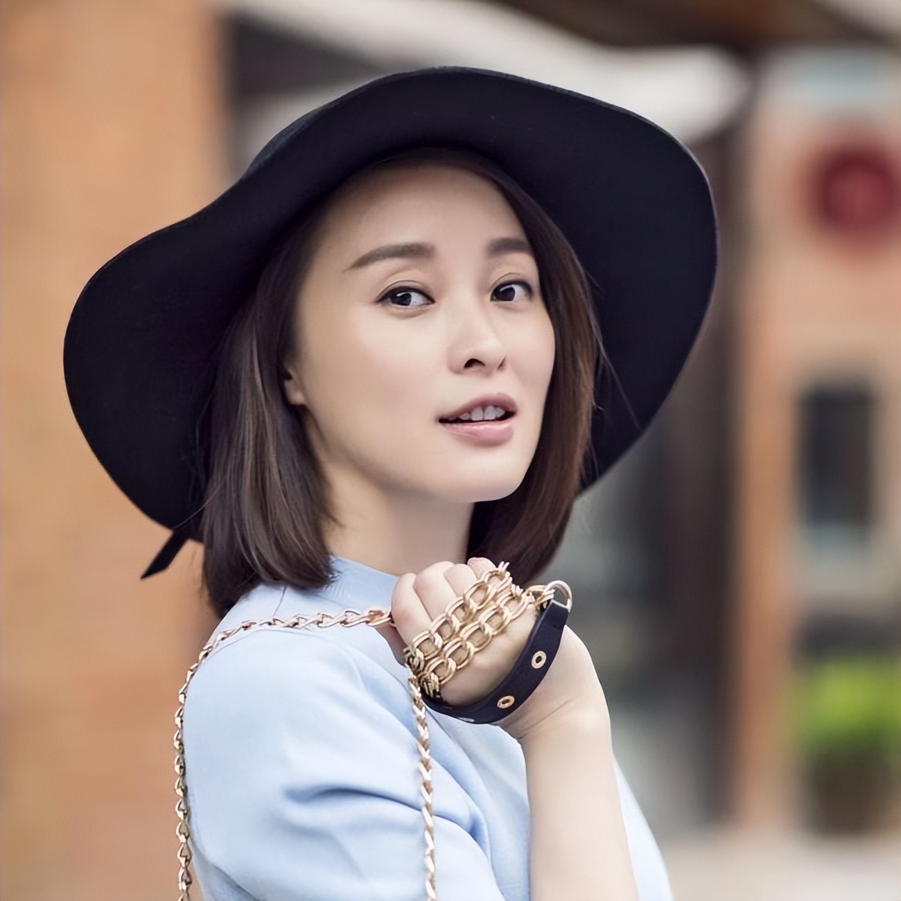 吴越与陈建斌15年的感情,吴越被抛弃而哭的视频