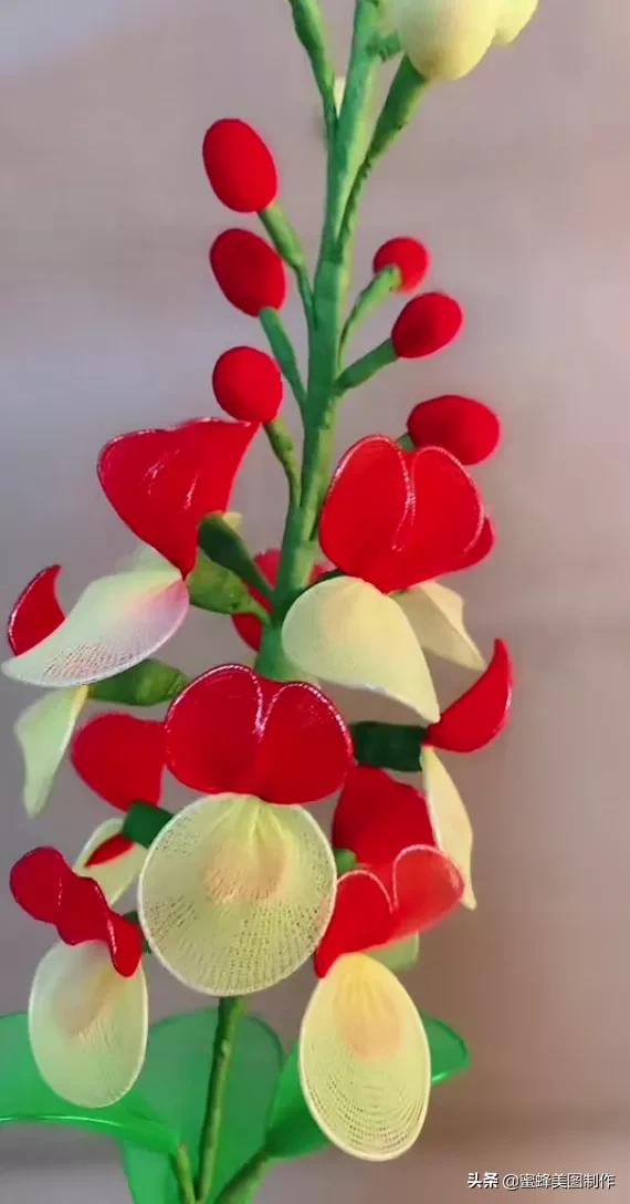 高手在民间根雕做得栩栩如生,看起来很牛逼的手工制作