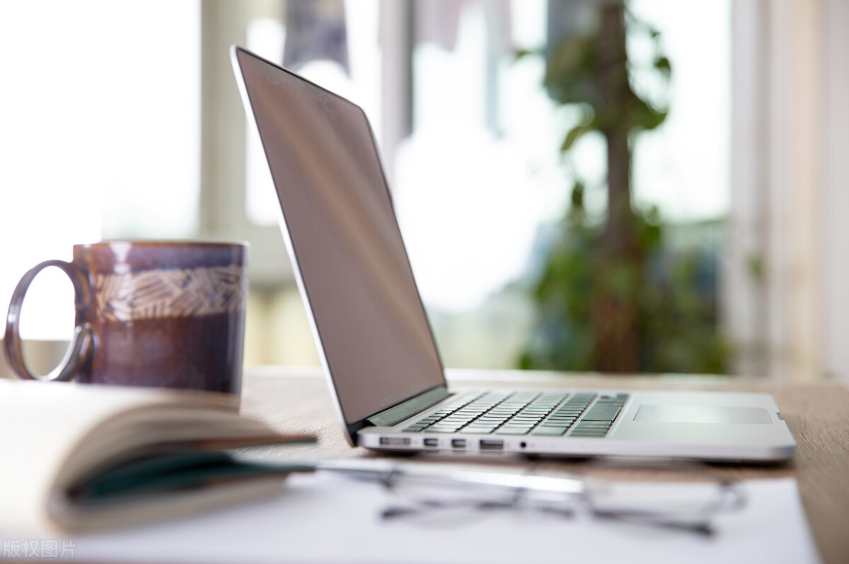 电脑开机了显示无法正常启动电脑,电脑开机主板红灯亮一下不启动