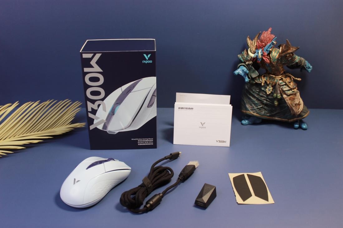 蜻蜓f1promax和雷柏v300w,一款随心所欲的高效鼠标雷柏v330