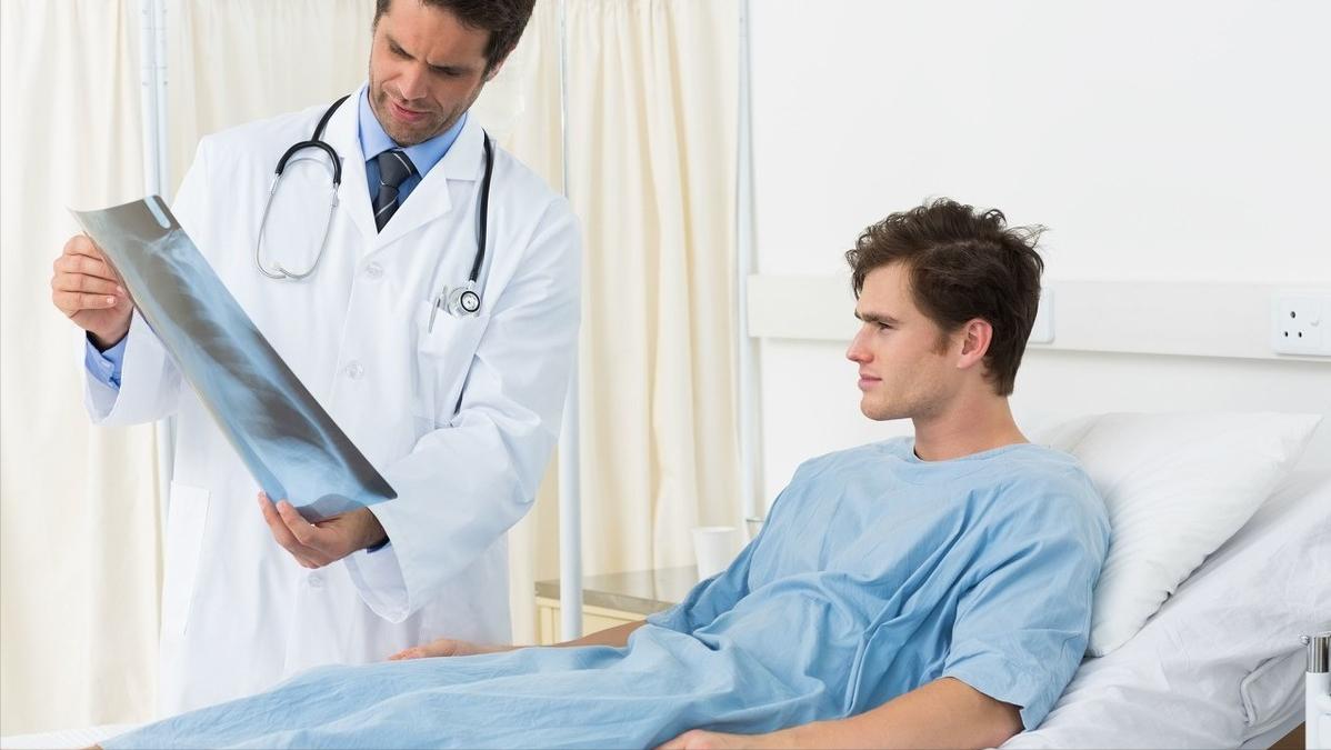 膝盖疼痛的自我康复训练方法,三个日常小习惯保护膝盖缓解膝痛