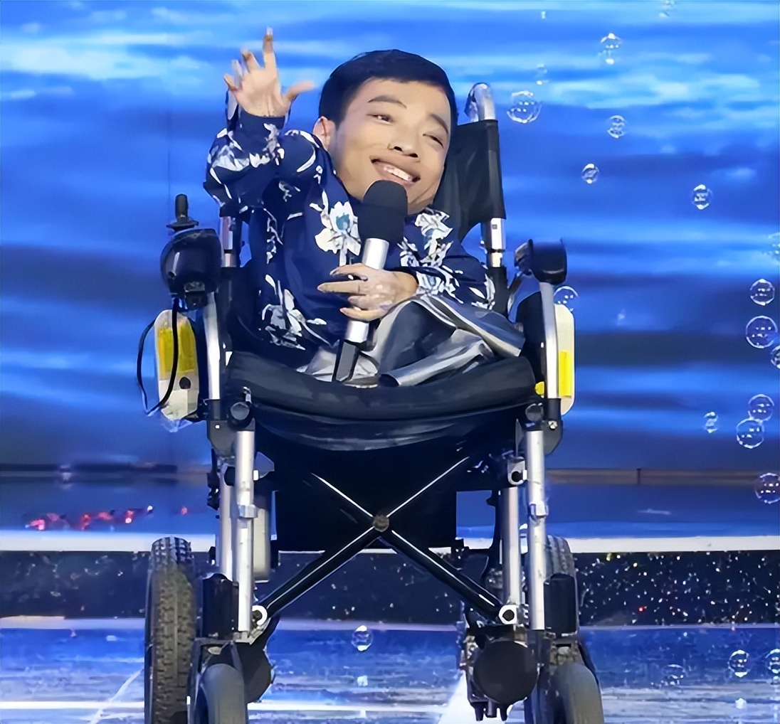 李创利16岁,广东小伙李创利