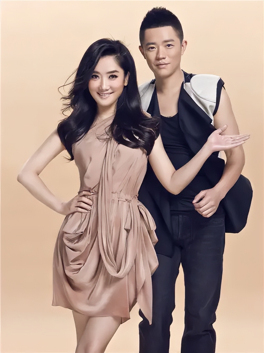 凤凰传奇曾毅和玲花现状,年后再看凤凰传奇曾毅玲花的境遇