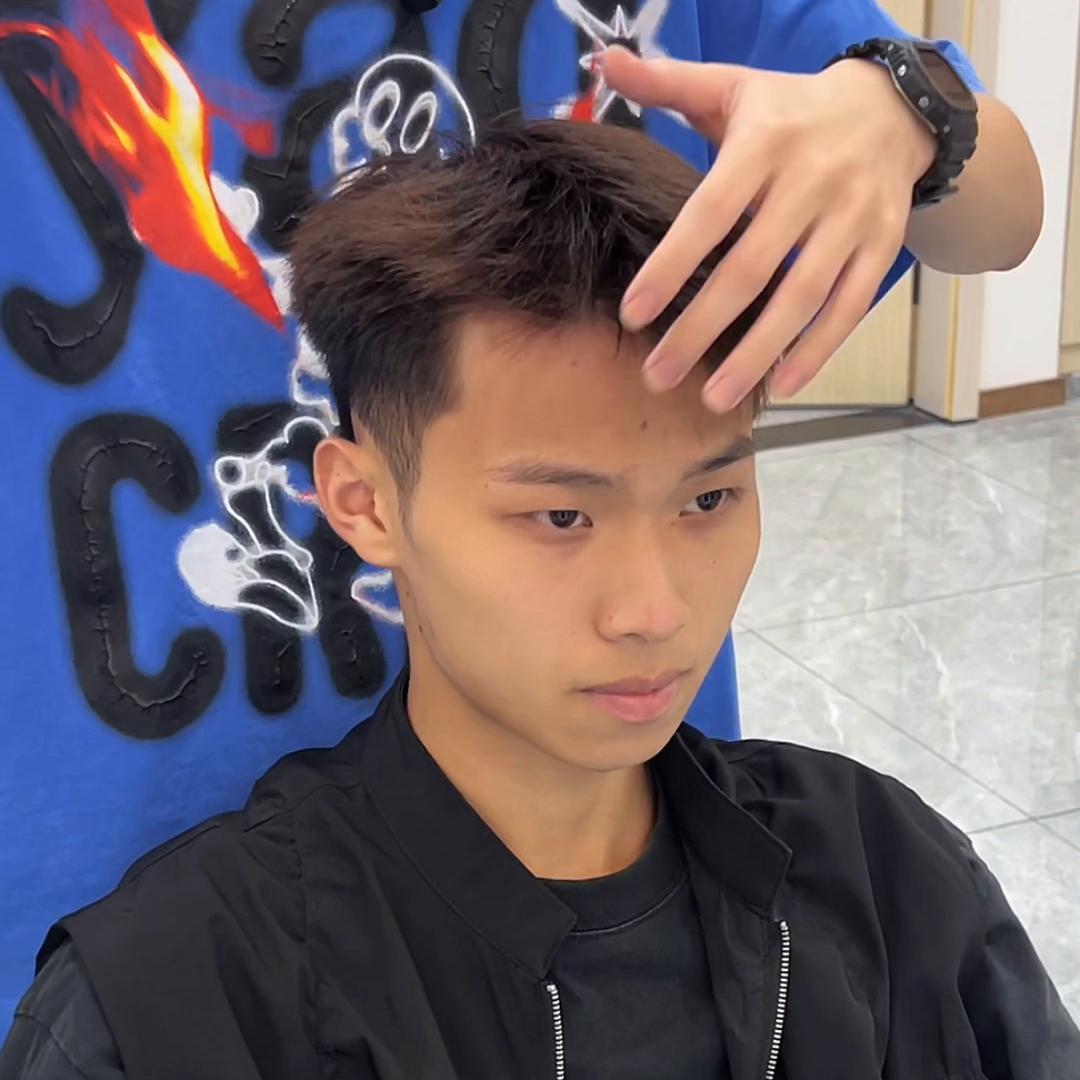 男生侧分如何打理头发,三七短发侧分层次打理怎么剪