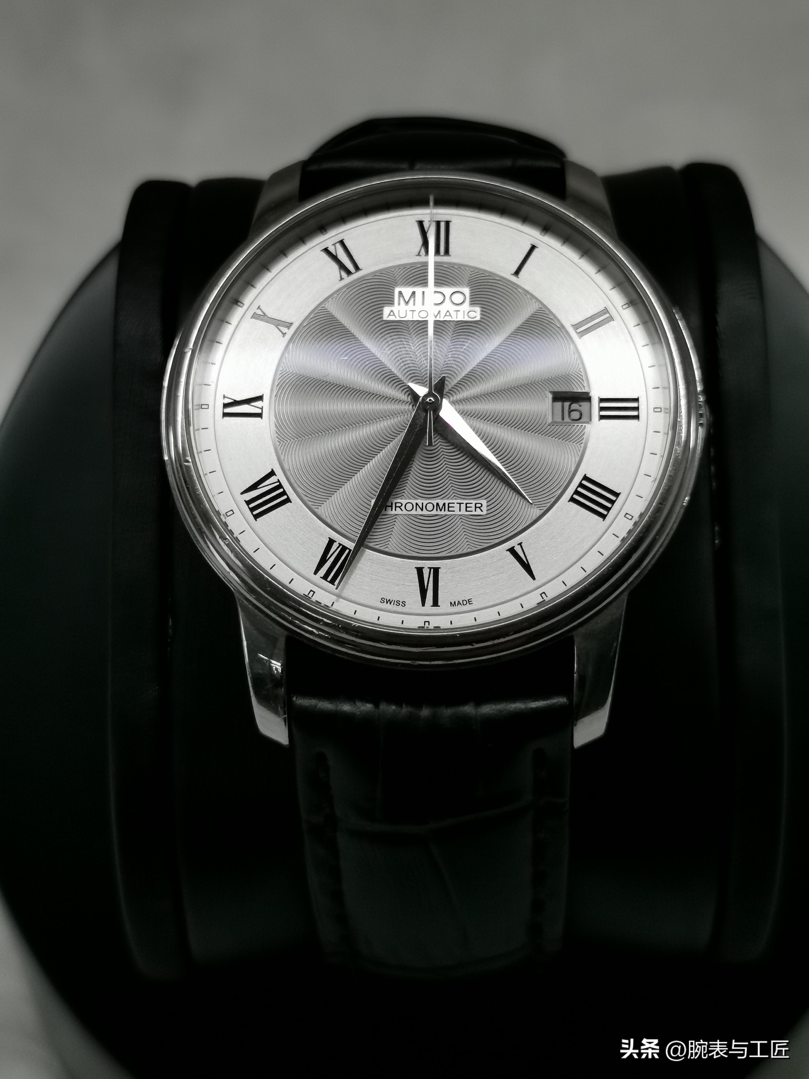 实表鉴赏丨颜值即正义，9000入手的正装“小名匠”，到底值不值？