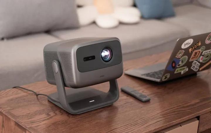 极米和明基投影仪怎么选,家用明基还是极米投影机好