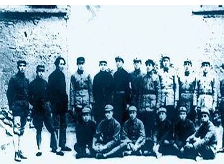 扁担少将龙开富：保卫毛主席18年，叶帅得知遗言后批准葬入八宝山