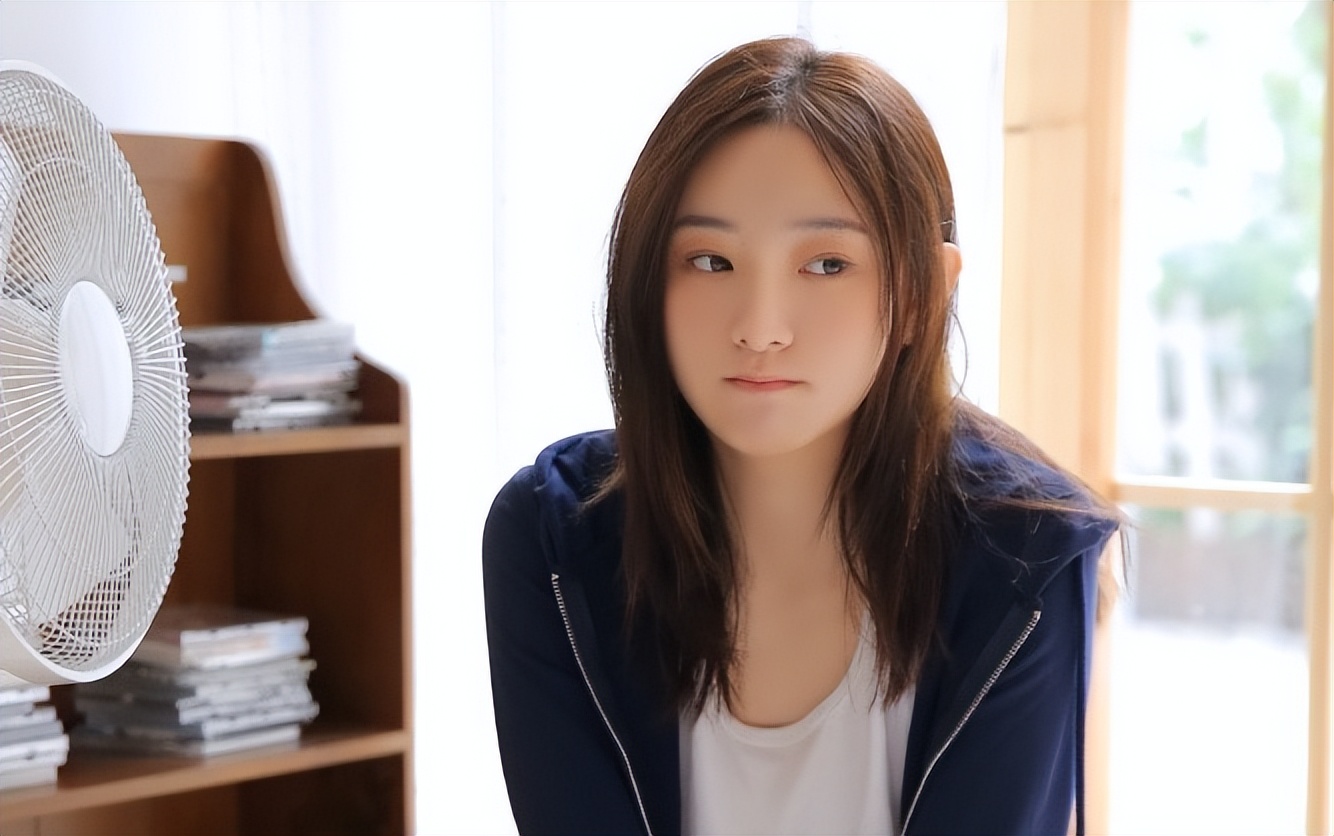 逗女孩子开心的聊天套路图片,逗女孩开心的聊天套路姐姐