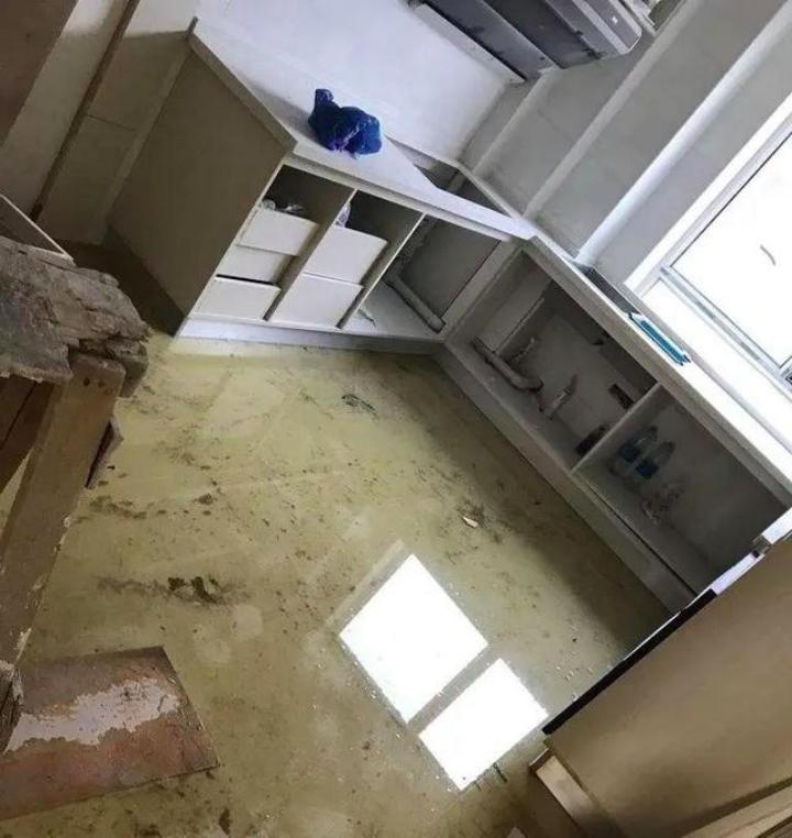 一楼和顶楼哪个房子不好卖,一楼的房子好还是顶楼的房子好