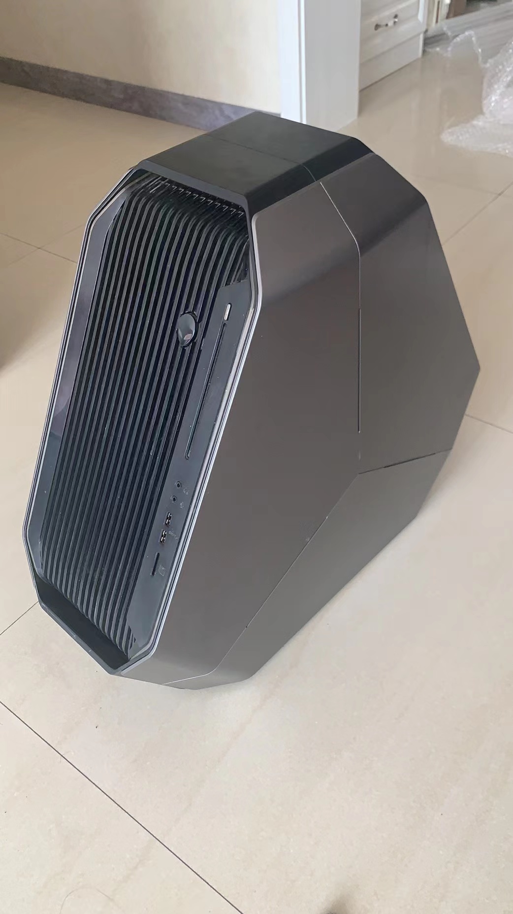 外星人大三角机箱什么材质,外星人大三角机箱购买