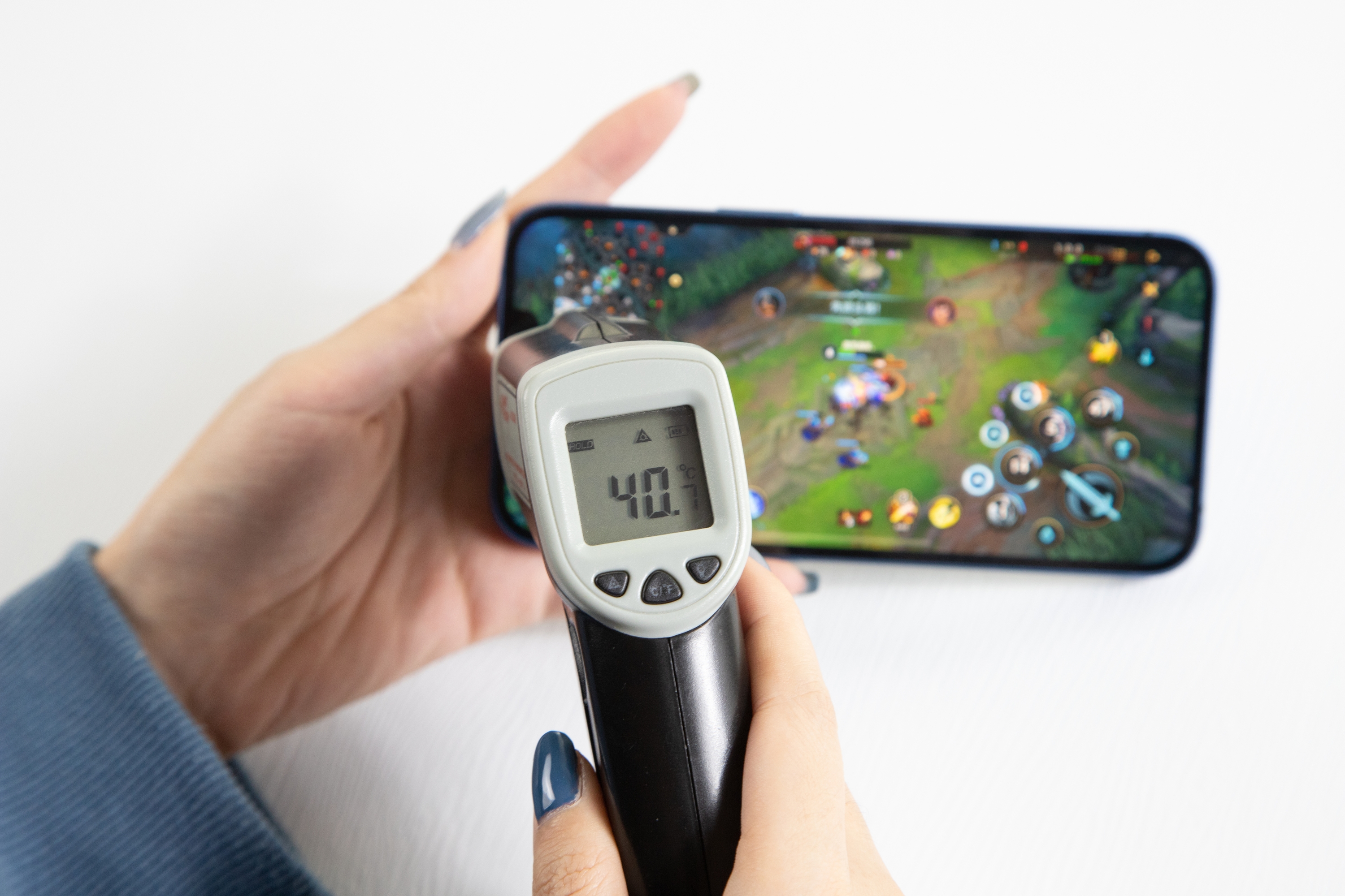 苹果手机游戏真实测评,苹果游戏体验对比华为