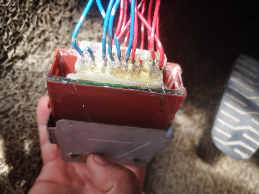 福田迷迪保养过程,福田迷迪空调维修视频