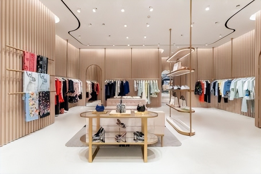 LANVIN南京德基广场精品店邀您共赴「与爱之约」