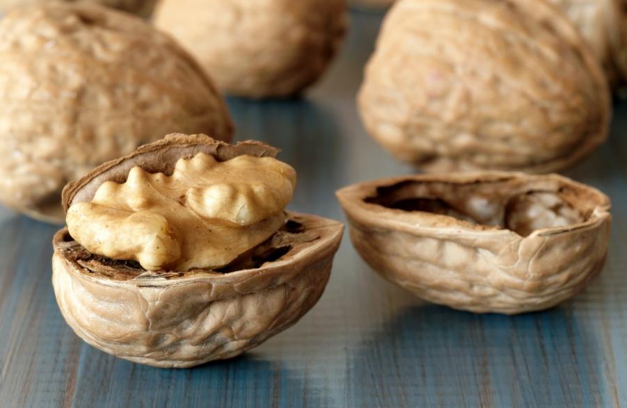 隐私部位的毛发变白，意味着体内有疾病吗？能不能刮掉？