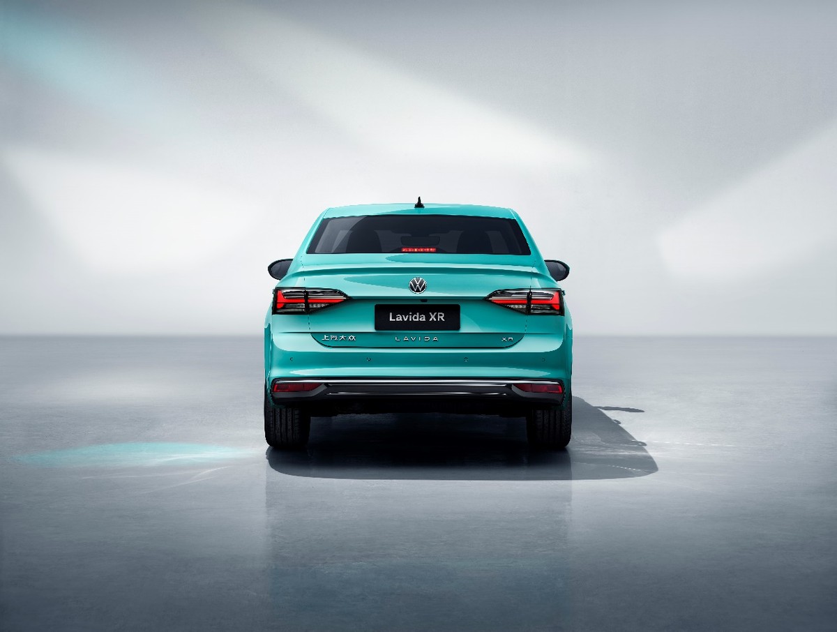 新时代国民家轿六边形战士新朗逸,良心家轿朗逸空间大油耗低