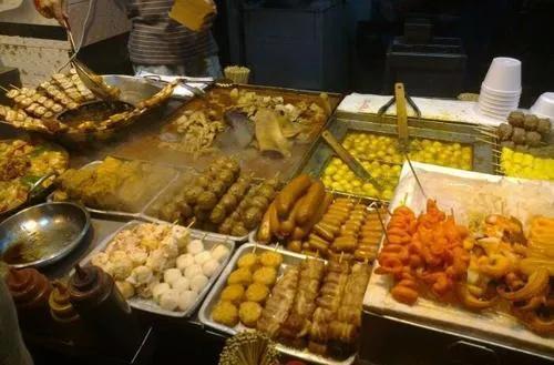 28岁女青年,投了3W做了个小吃车,大学城附近摆摊2年净赚26W