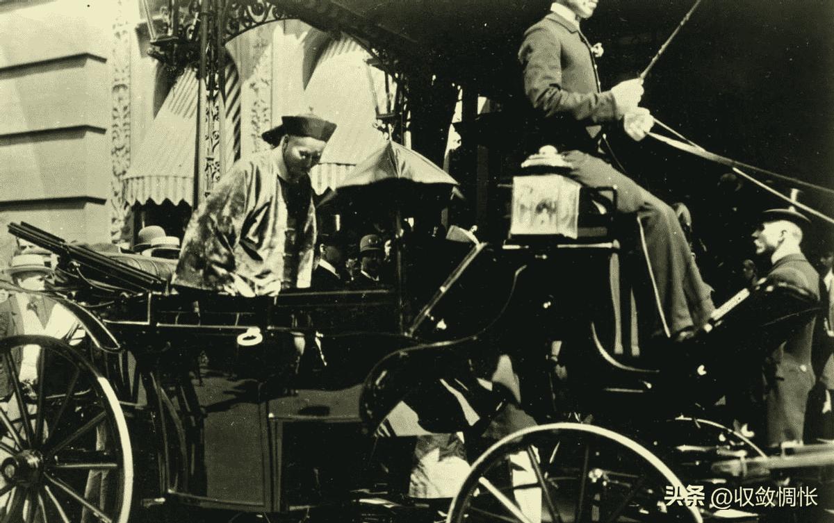 30张老照片再现！变态的纳粹，逼犹太人女人脱衣，集体*杀屠**