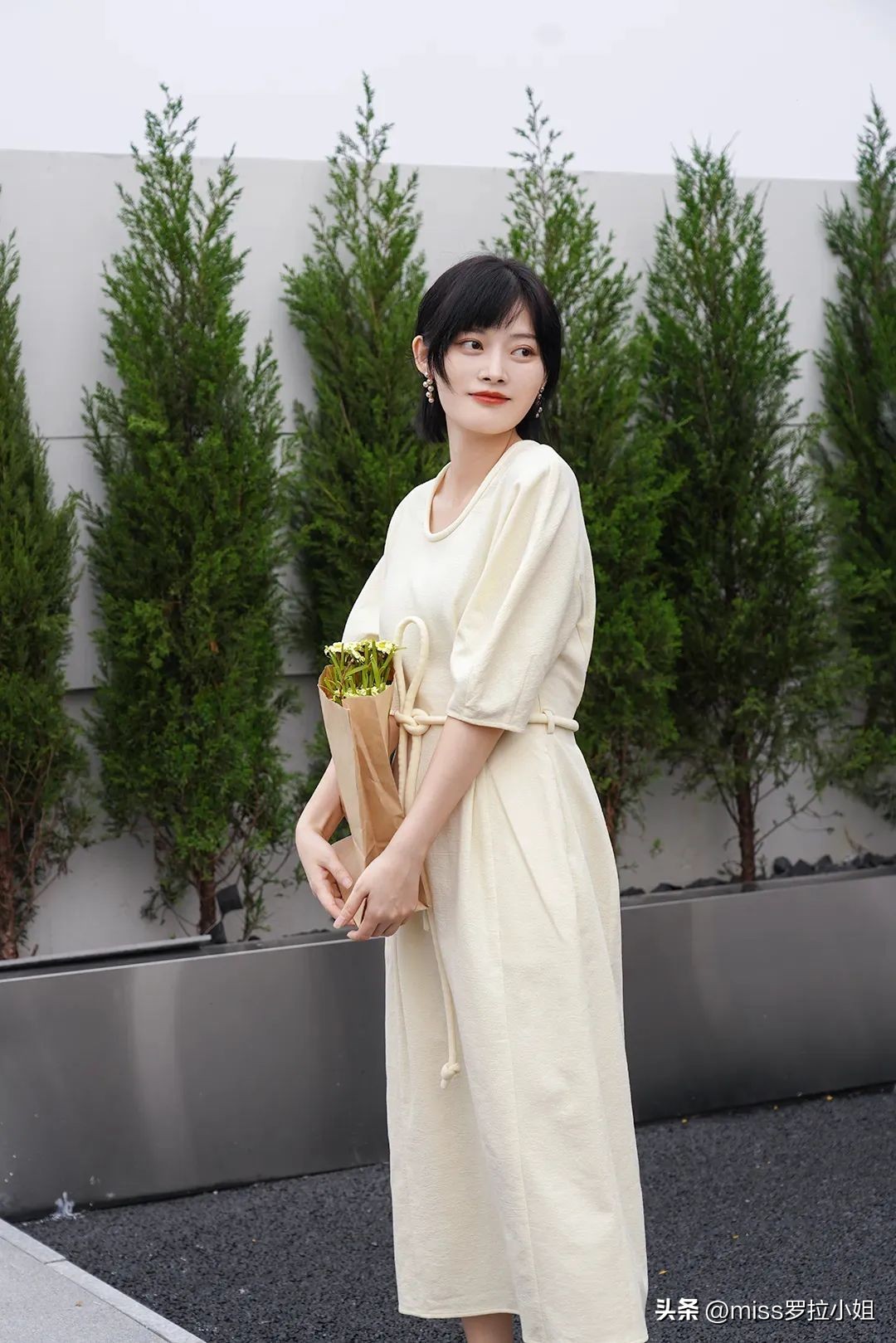 除了护肤品还有什么化妆品好,除了护肤品还能用什么保湿