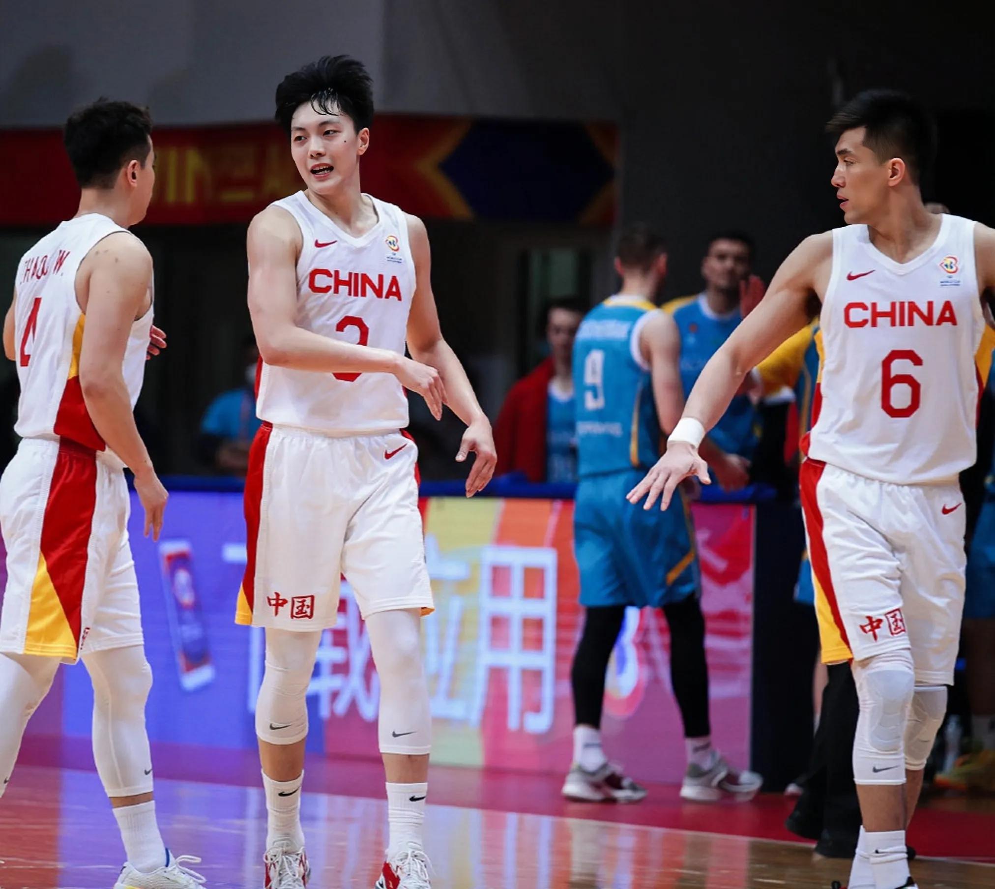 男篮刘炜有多菜,男篮刘炜集锦