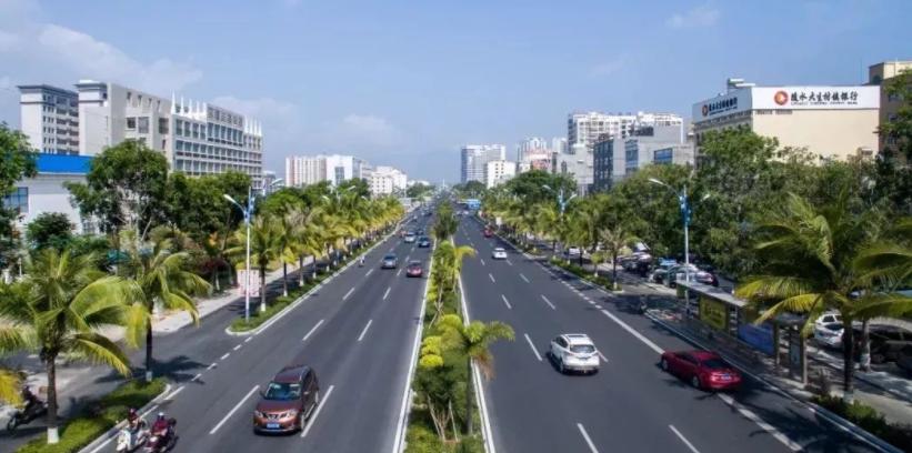 此生必打卡的最美十二县城,中国最令人向往的10个旅游小城市