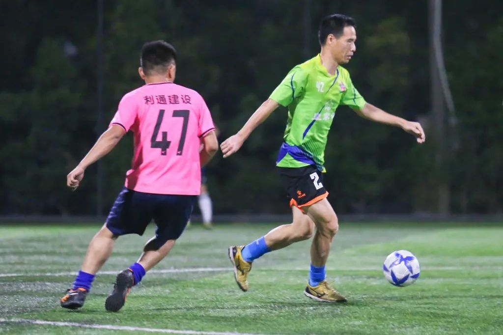 一起足球一起公益,一起为中国足球添砖加瓦