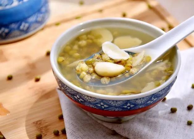 咳嗽煎蛋食疗法,咳嗽食疗法有哪些