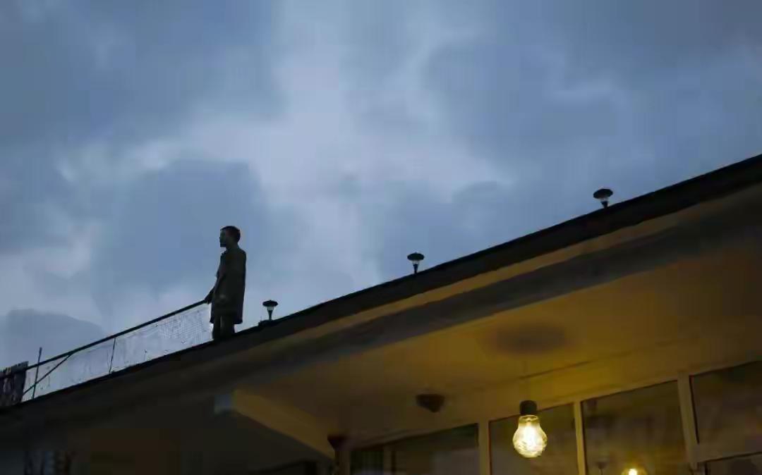 百万网红控诉父母重男轻女遭打脸，穷养富养不如给予ta教养！