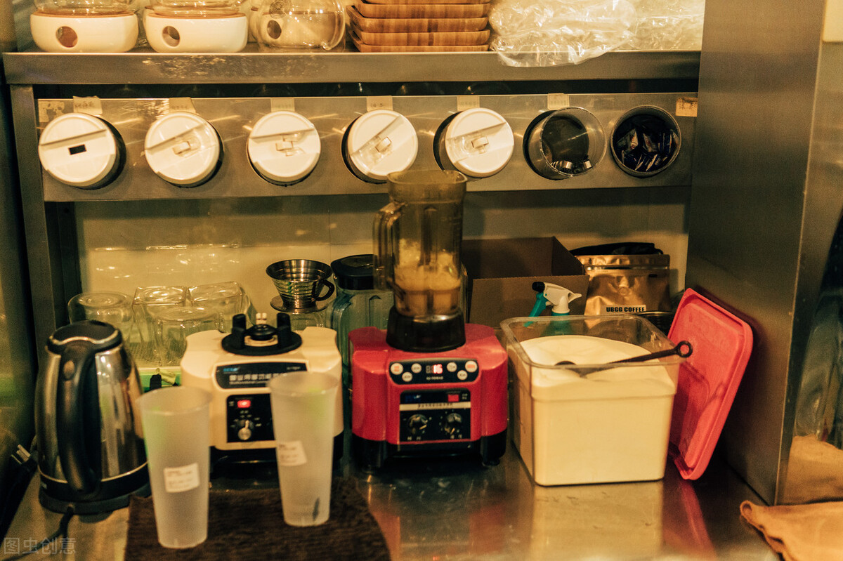 年轻女孩开奶茶店年入百万,小姑娘开奶茶店用一块钱赚了38万