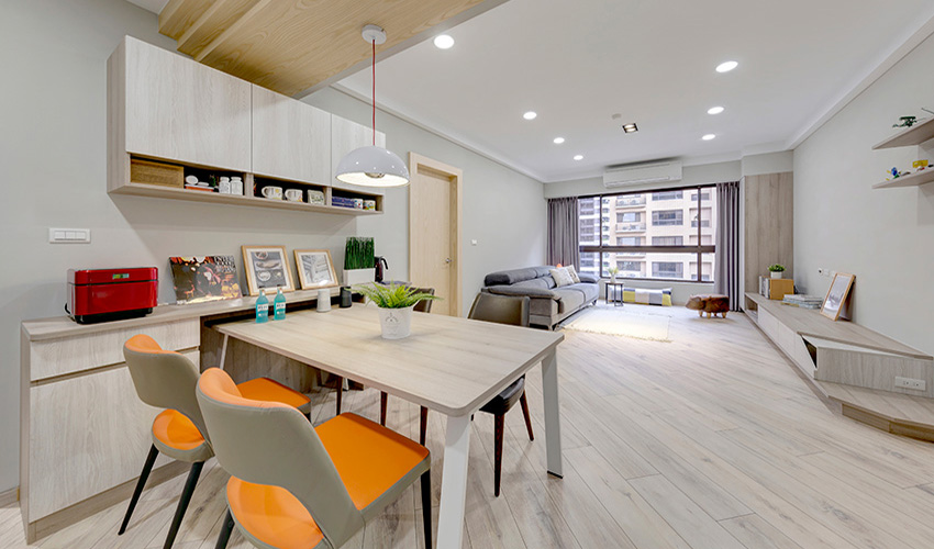 阳台推拉门要不要拆掉和客厅打通,客厅阳台没打通要不要装两道窗帘