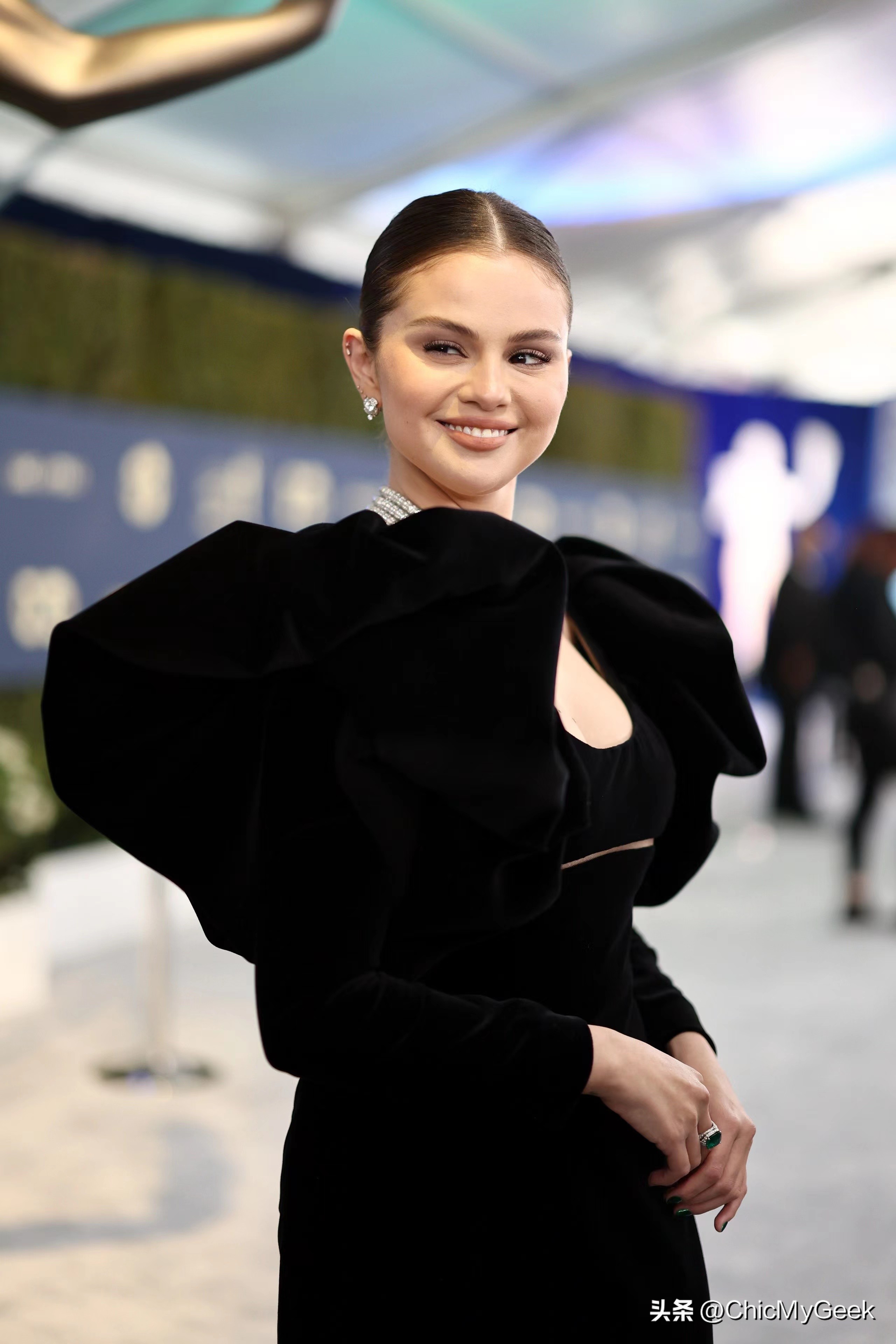 赛琳娜戈麦斯官宣新恋情,赛琳娜戈麦斯精致打扮出席