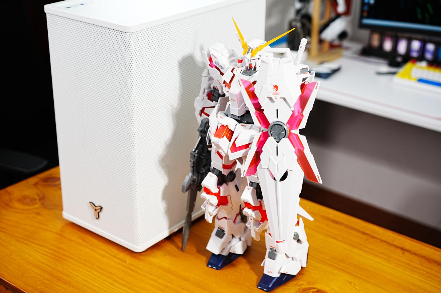 乔思伯vr4底部风扇,乔思伯vr34.0itx机箱